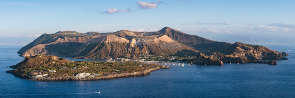 Vulkanische Wunder Die Hei en Quellen Und Schlammb der Von Vulcano Vulkanische Wunder Die Hei en Quellen Und Schlammb der Von Vulcano