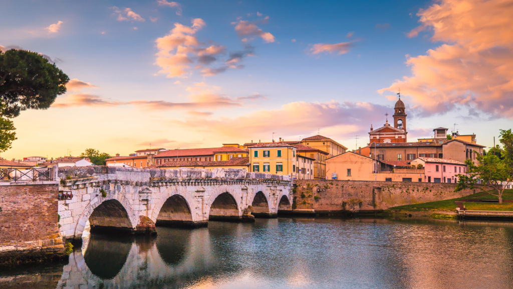 Tiberiusbrücke in Rimini