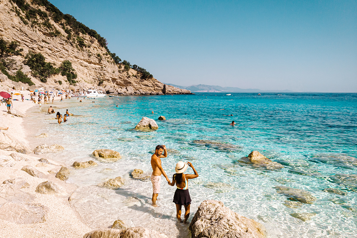 Cala Mariolu schnorcheln in der bunten Unterwasserwelt Sardinien - Christophorus Reisen