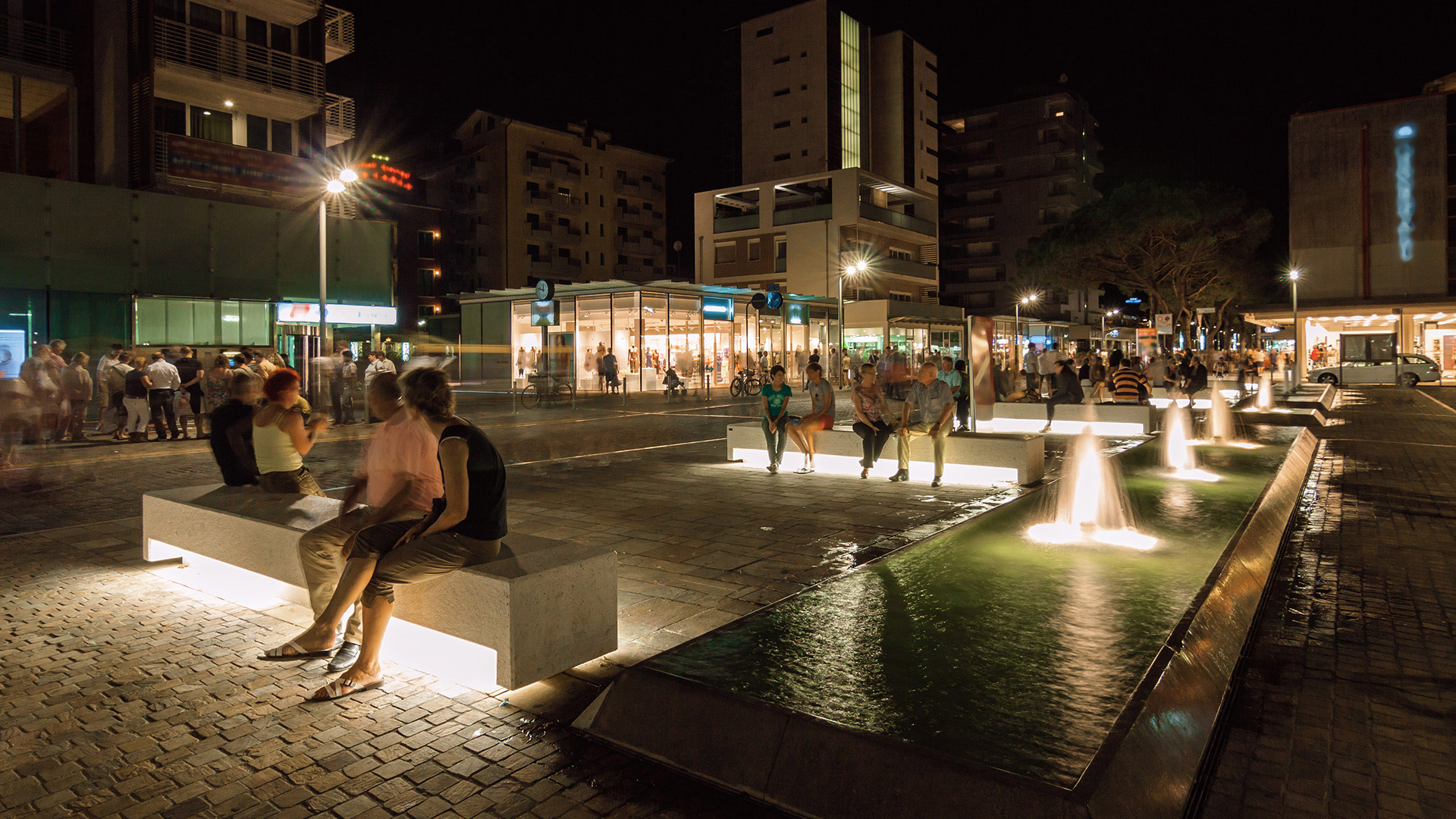 Shopping in Jesolo - Einkaufen non-stop