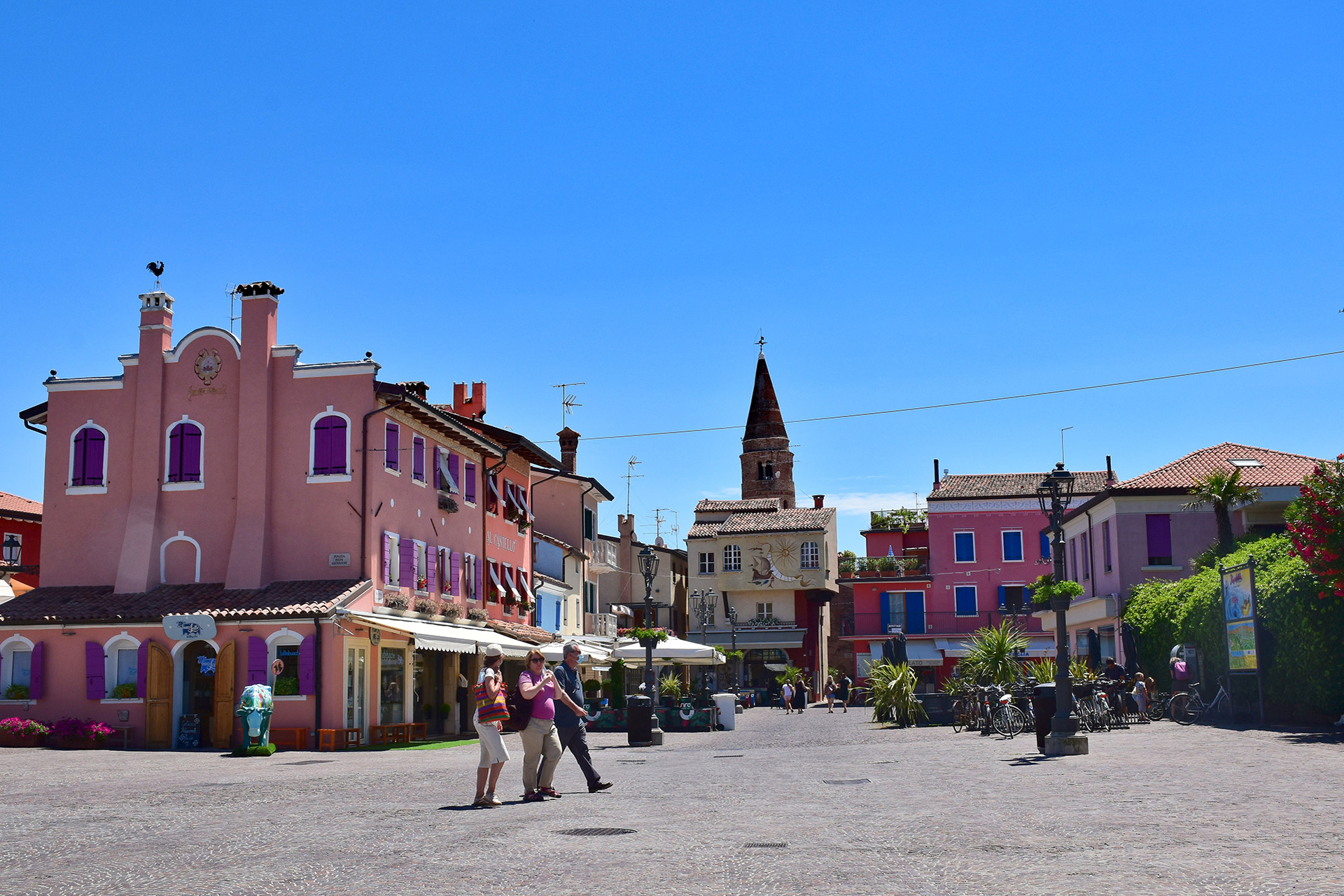 Von Lido di Jesolo aus eine Altstadt nach der anderen entdecken: Caorle