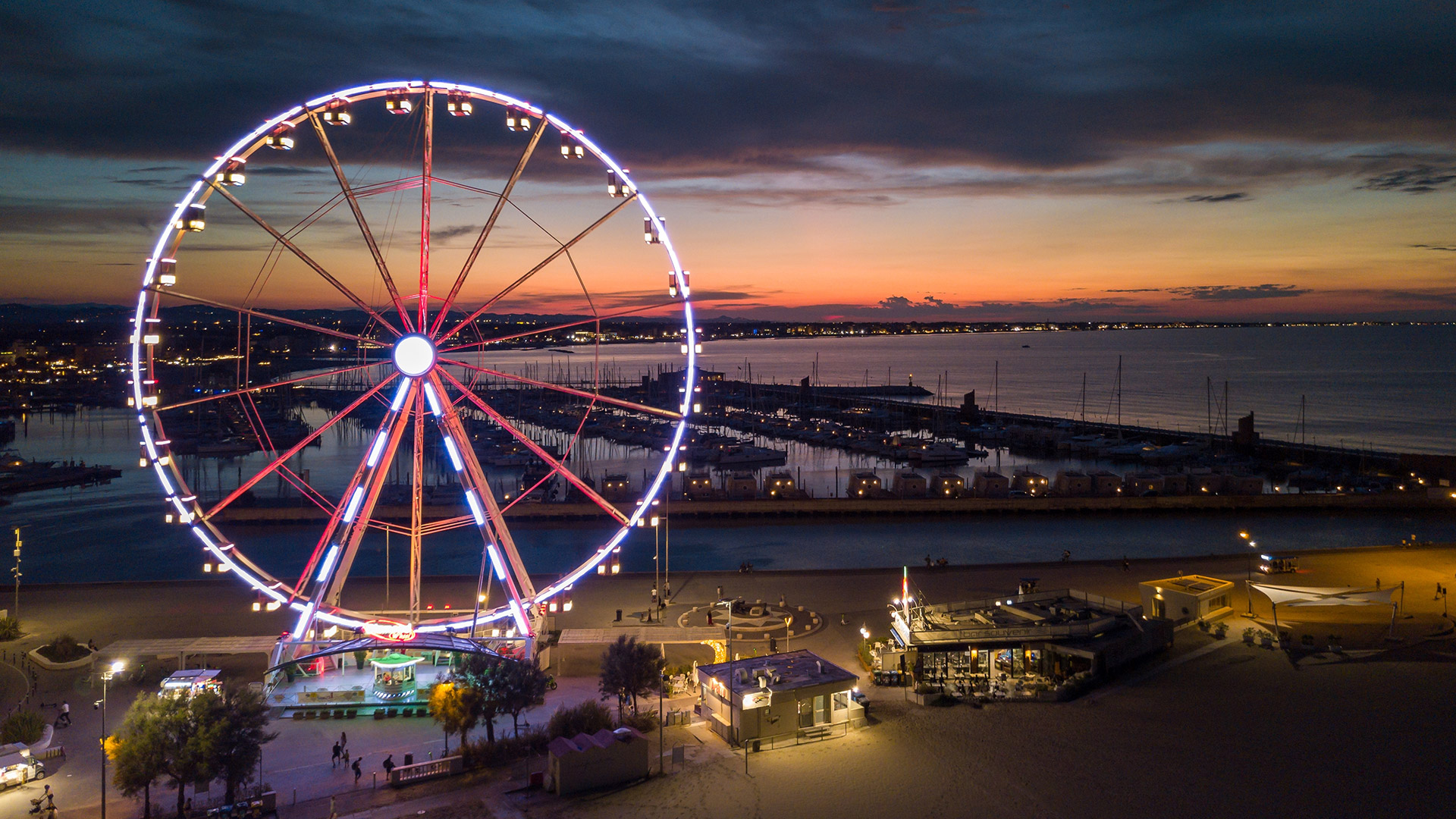 Was hat der Rimini Strand zu bieten? Riesenrad am Piazzale Boscovich